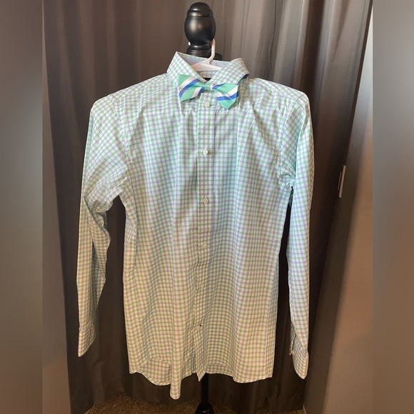Tommy Hilfiger Other - 223. Tommy Hilfiger Boys Dress Shirt w/ Bow tie, Size 16, Worn once
